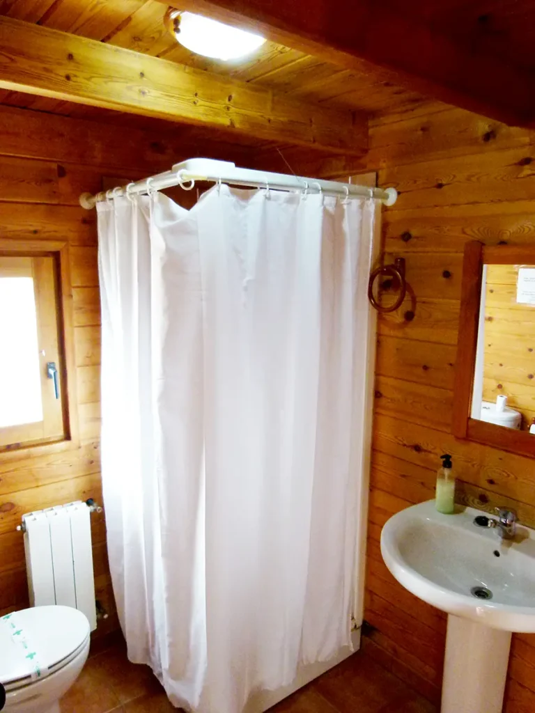 Baño cabaña de madera Lavanda en Moratalla